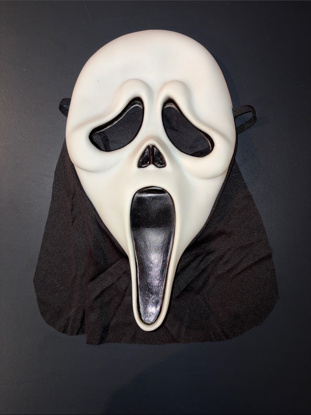 Kids Scream-Inspired Ghost Mask with Black Hood - White & Black